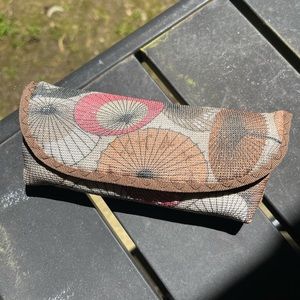 Soft eyeglass case  eyeglasses brown